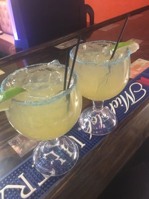 Los Maya’s by null