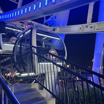 The St. Louis Wheel - the gondola - Amusement Parks Near Me - Saint Louis, Missouri