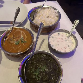Bombay Darbar - Mango Chicken Curry Dinner, Saag Chicken Dinnner, Raita Sauce Dinner - Indian Near Me - Miami, Florida