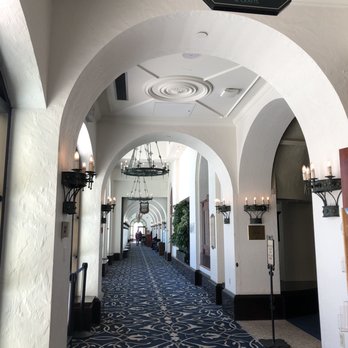 Chateau Deli - Hallway leading to deli - Delis Near Me - Lake Louise, Alberta
