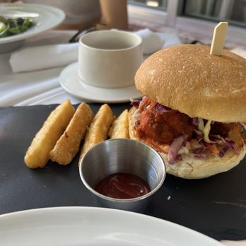 Full Bloom Vegan - HOT CHICKEN SANDWHICH - Vegan Near Me - Miami Beach, Florida Full Bloom Vegan - HOT CHICKEN SANDWHICH - Vegan Near Me - Miami Beach, Florida