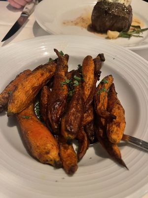 Top Cut Steakhouse by null