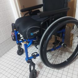 Bike Junkie - Doug even takes the time to get my custom wheelchair rims and tires taken care of all of the time they have such a great  bicycle store