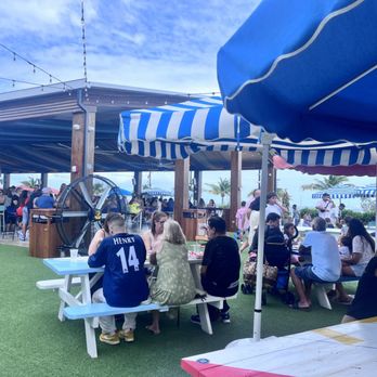 Regatta Grove - Cocktail Bars Near Me - Miami, Florida