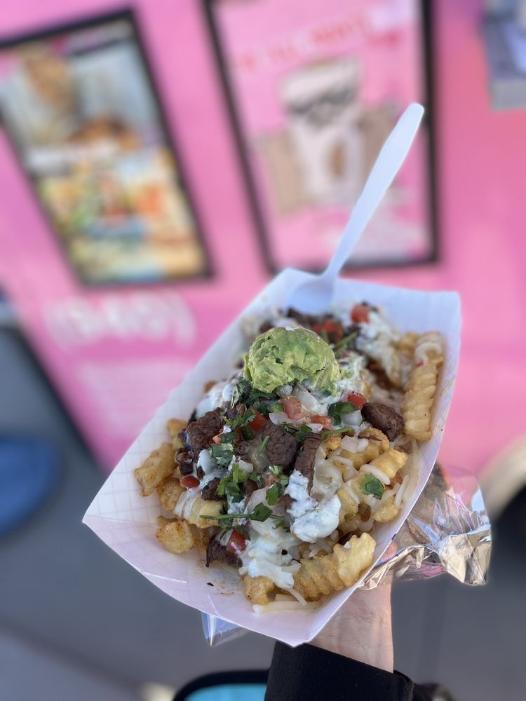 EL CUCUY BURRITOS Updated May 2024 24 Photos & 13 Reviews 117 E