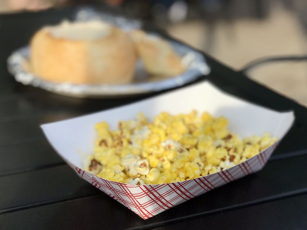 THE TRAVELIN LOBSTER Updated October 2024 905 Photos & 616 Reviews