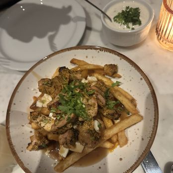Badmaash - Chicken tikka poutine - Indian Near Me - Los Angeles, California