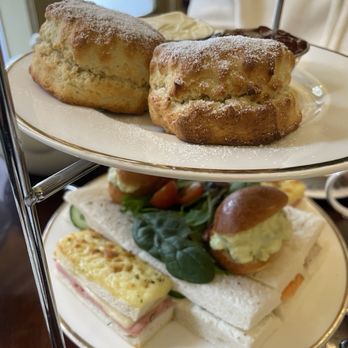 Candella Tea Room - Tea Rooms Near Me - London, XGL