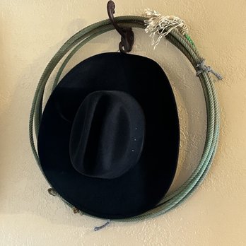 El Rancho Hotel - Extra touches everywhere. - Hotels Near Me - Gallup, New Mexico El Rancho Hotel - Extra touches everywhere. - Hotels Near Me - Gallup, New Mexico