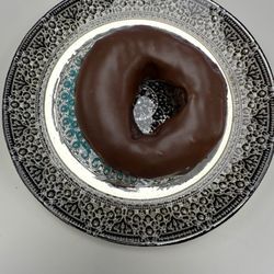 Luv'n Donuts - Double chocolate donuts