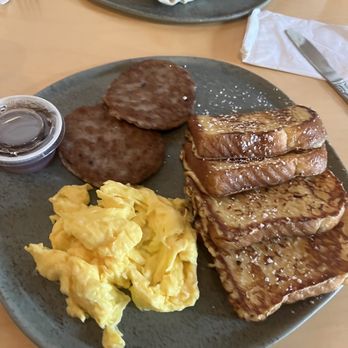 Alpaca Coffee & Tea - French toast - Coffee & Tea Near Me - Idyllwild, California Alpaca Coffee & Tea - French toast - Coffee & Tea Near Me - Idyllwild, California