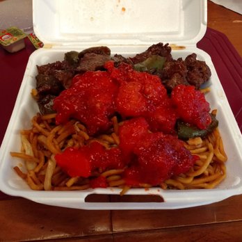 Famous Wok - Super combo. I got 2 of the beef and 1 sweet n sour chicken. Beef was good.  sweet n sour not so much. - Chinese Near Me - Rochester, New York