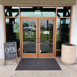 Packinghouse Cafe - The Packinghouse Cafe & Bookstore day, hours open.