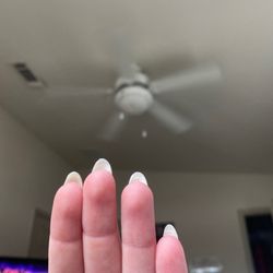 Nails La La - Rough edges