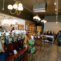 Prima Oliva - Store and Cafe