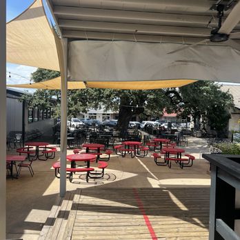 Old Oak Burgers - Burgers Near Me - Marble Falls, Texas