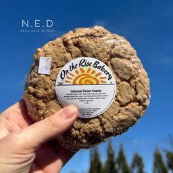 Oatmeal Raisin Cookie