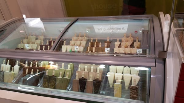 Stickhouse Venezia by null