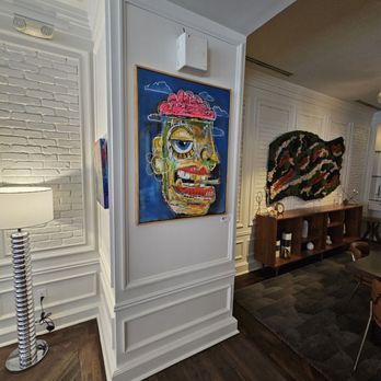 Le Meridien Indianapolis - Unique art pieces - Hotels Near Me - Indianapolis, Indiana