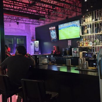 511 Bar & Lounge - Cocktail Bars Near Me - Fort Lauderdale, Florida 511 Bar & Lounge - Cocktail Bars Near Me - Fort Lauderdale, Florida