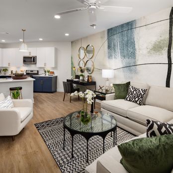 Alta Porter on Peachtree - Model Unit Living Room and Kitchen - Apartments Near Me - Brookhaven, Georgia Alta Porter on Peachtree - Model Unit Living Room and Kitchen - Apartments Near Me - Brookhaven, Georgia