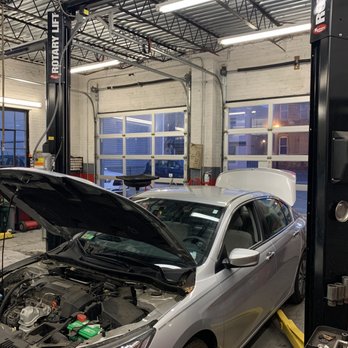Metro Motor - Mechanic shop bays - Auto Repair Near Me - Washington, DC, District of Columbia Metro Motor - Mechanic shop bays - Auto Repair Near Me - Washington, DC, District of Columbia