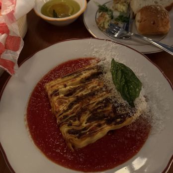 Milton's American Trattoria - Lasagna - Italian Near Me - Houston, Texas Milton's American Trattoria - Lasagna - Italian Near Me - Houston, Texas