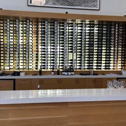 Tasting bar