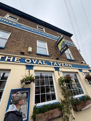 The Oval Tavern by null