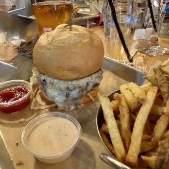 595 Craft and Kitchen - Craft Burger with melting cheese, fresh fries, fry sauce and an Oktoberfest beer - Gastropubs Near Me - Las Vegas, Nevada 595 Craft and Kitchen - Craft Burger with melting cheese, fresh fries, fry sauce and an Oktoberfest beer - Gastropubs Near Me - Las Vegas, Nevada
