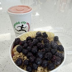 Emerald City Smoothie - Delicious and nutrition packed !