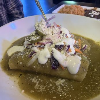 Todo Un Poco - Pizza Near Me - Elk Grove, California Todo Un Poco - Pizza Near Me - Elk Grove, California
