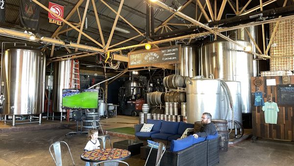 Wild Heaven Beer Avondale & Al's Pine Street Market Kitchen by null