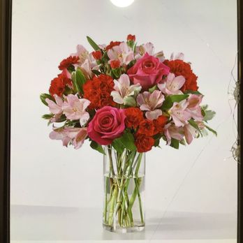Reedley Flower Shop - What I ordered - Florists Near Me - Reedley, California Reedley Flower Shop - What I ordered - Florists Near Me - Reedley, California