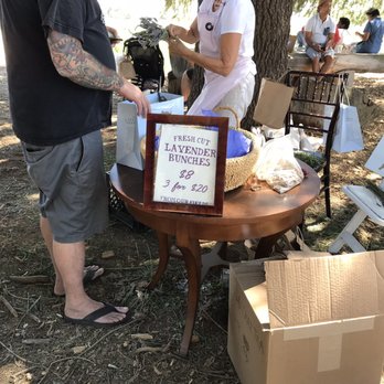 123 Farm - Lavender bunches - Farmers Market Near Me - Cherry Valley, California