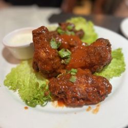1515 Restaurant & Lounge - Chicken Wings