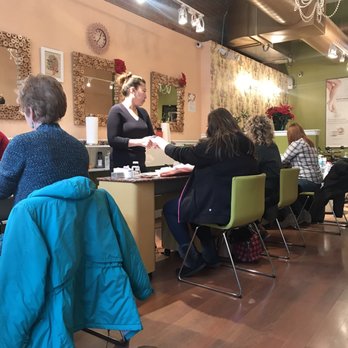 Nail Day Lodo - Nail Salons Near Me - Denver, Colorado