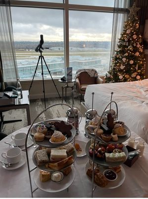 Fairmont Vancouver Airport by null