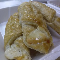 I came here for these cheese rolls!