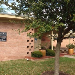 Snow Lily Holistic Health Clinic - View from street