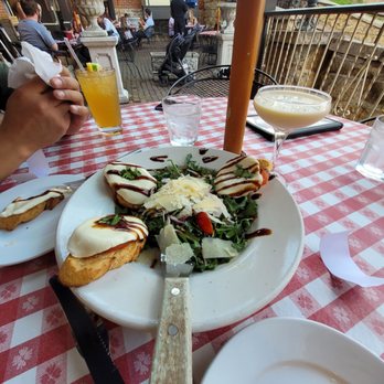 Vinny Vanucchi's - Italian Near Me - Galena, Illinois Vinny Vanucchi's - Italian Near Me - Galena, Illinois