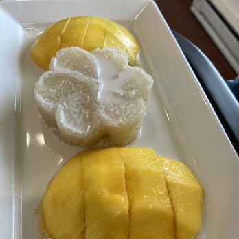 Thai Cookery - Mango and sticky rice - Thai Near Me - Hawthorne, New Jersey Thai Cookery - Mango and sticky rice - Thai Near Me - Hawthorne, New Jersey