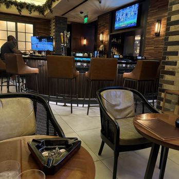 Montecristo Cigar Bar - Cocktail Bars Near Me - Las Vegas, Nevada Montecristo Cigar Bar - Cocktail Bars Near Me - Las Vegas, Nevada