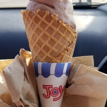 Briq's Soft Serve - Twist waffle cones always bring joy! - Ice Cream & Frozen Yogurt Near Me - Wausau, Wisconsin