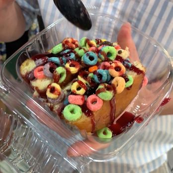Sundae Donuts Montauk - Donut sammie with frootloops and chocolate sauce - Bakeries Near Me - Montauk, New York