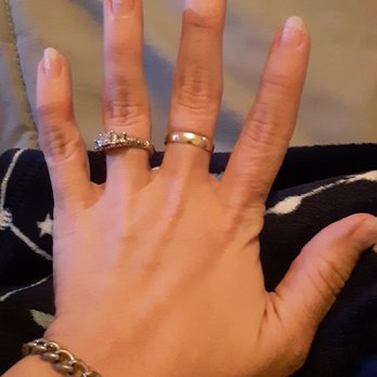 Elegant Nails - Peeled right off my nails - Nail Salons Near Me - Lodi, California