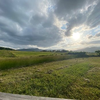 Sumac - The view. - Coffee & Tea Near Me - Sperryville, Virginia Sumac - The view. - Coffee & Tea Near Me - Sperryville, Virginia