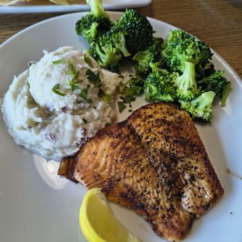 Applebee's Grill + Bar - Spin dip - American Near Me - Hays, Kansas