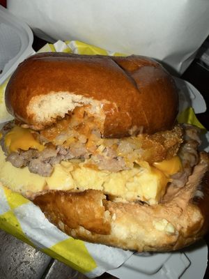 Yeanie's Burgers and Social by null