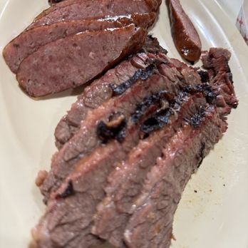 Harris County Smokehouse - Barbeque Near Me - Tomball, Texas